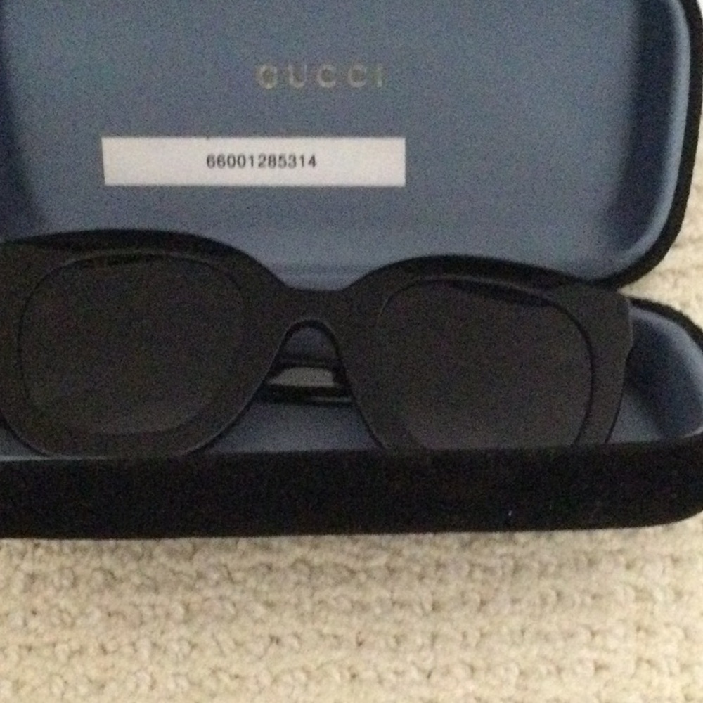 Gucci Sunglasses (Authentic)